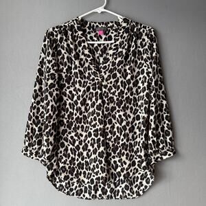 Vince Camuto Size S Beige Black Leopard button down blouse‎